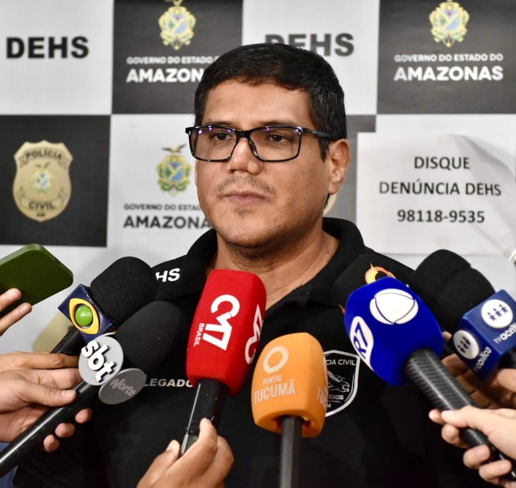 Delegado Ricardo Cunha, titular da DEHS